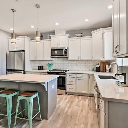 Ocean Shores Getaway With Fireplace And Hot Tub! 외부 사진