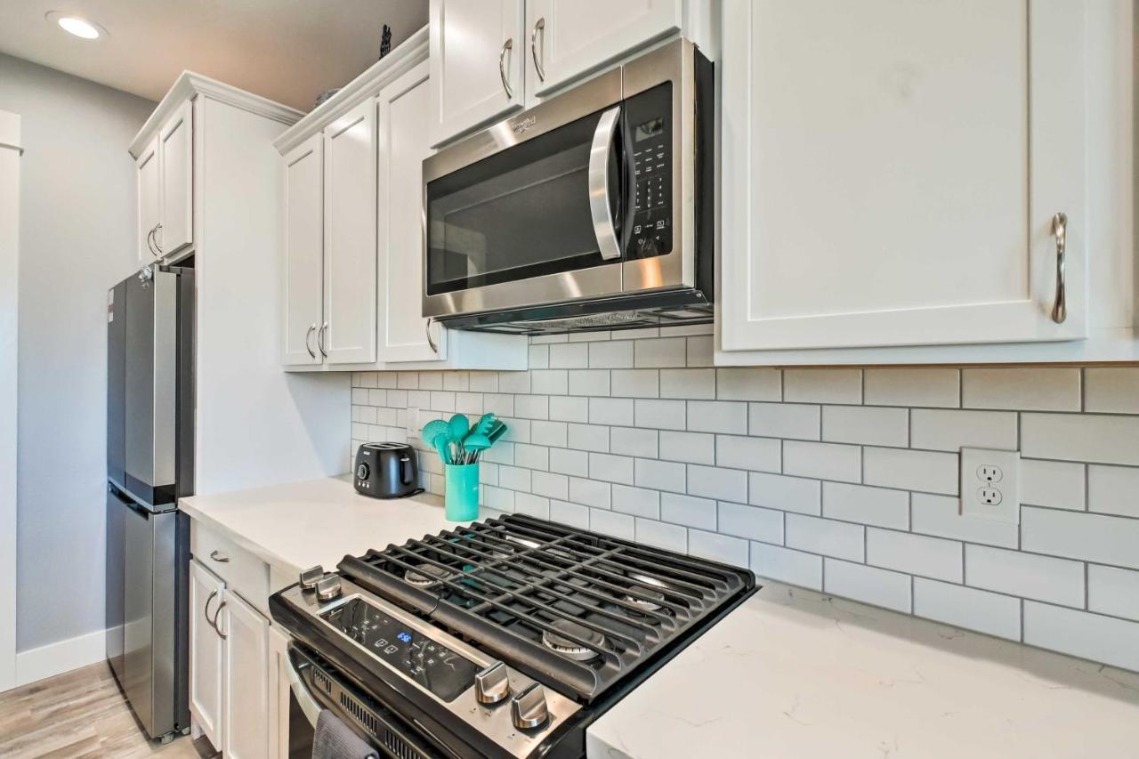 Ocean Shores Getaway With Fireplace And Hot Tub! 외부 사진