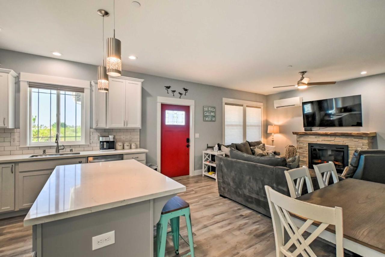 Ocean Shores Getaway With Fireplace And Hot Tub! 외부 사진